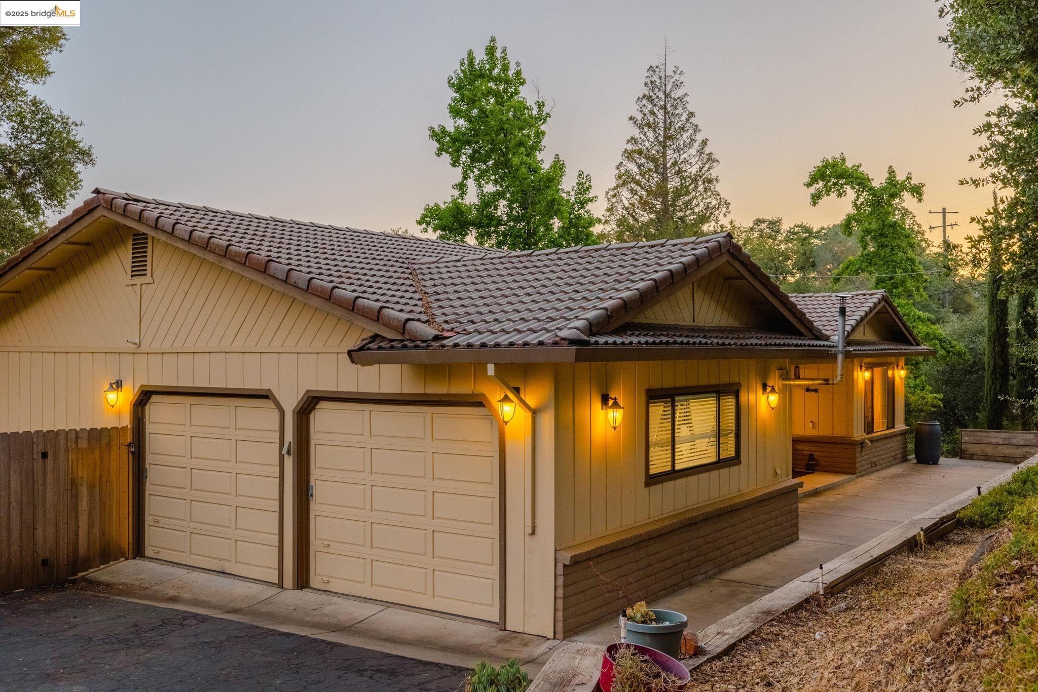 14147 Alder Ln