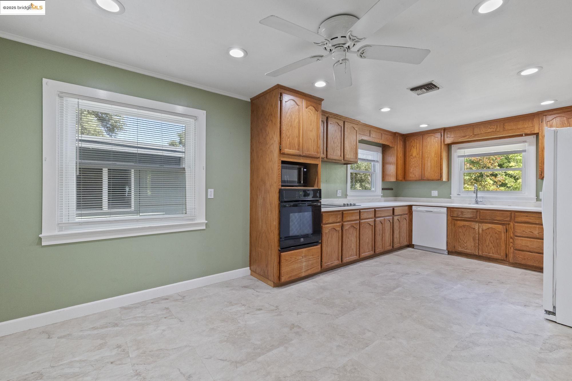 708 E Bald Mountain Rd