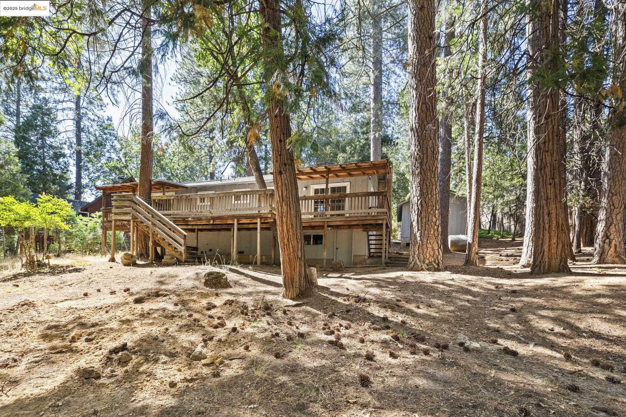 22977 Hawk Ln