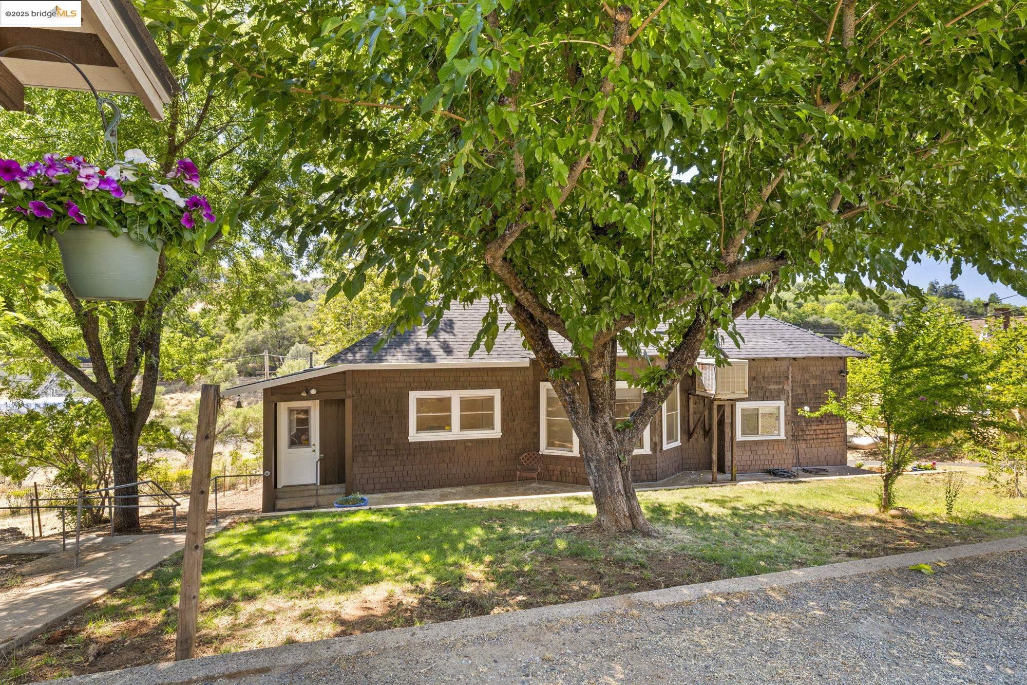 55 Tuolumne St