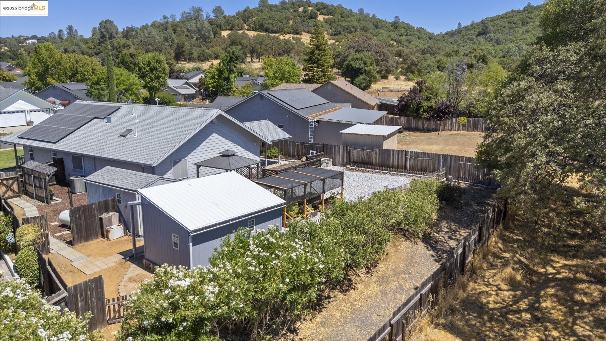 17538 Twin Oak Dr