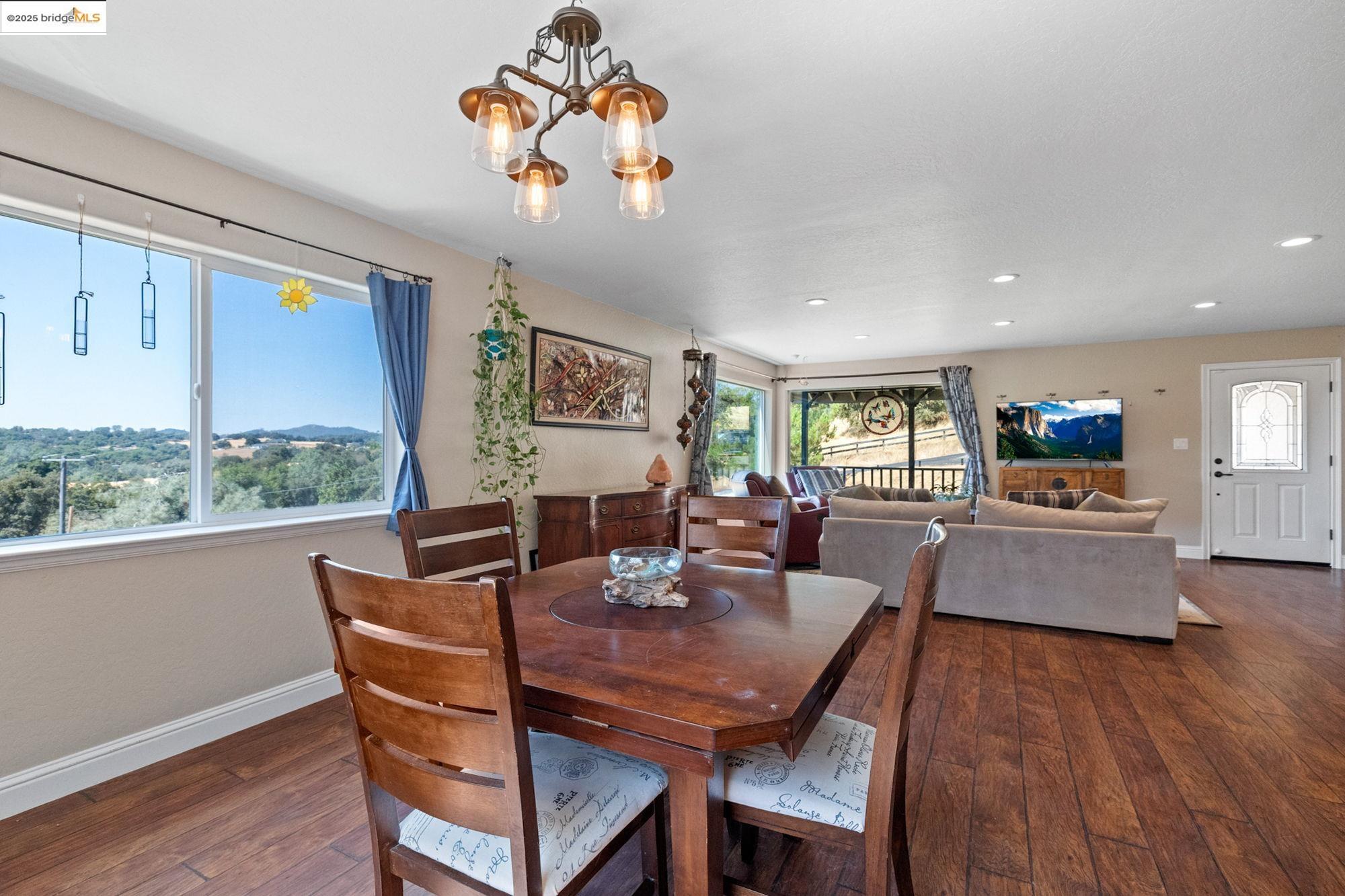 13225 Armistead Cir