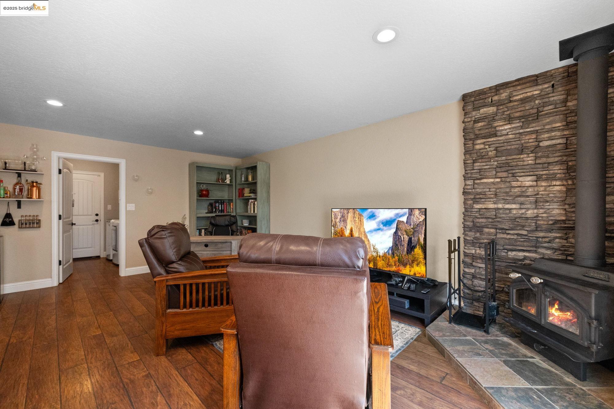 13225 Armistead Cir