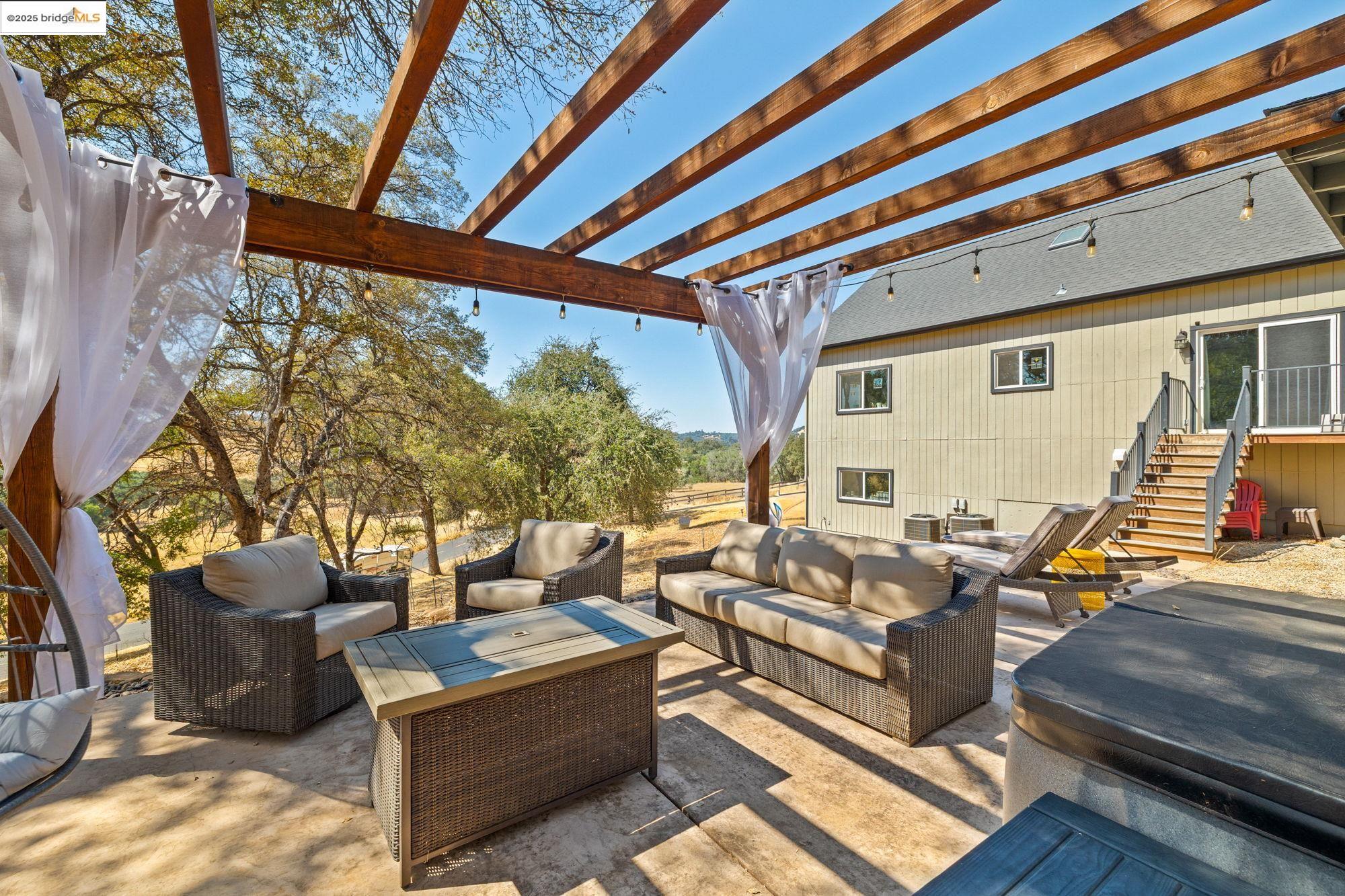 13225 Armistead Cir