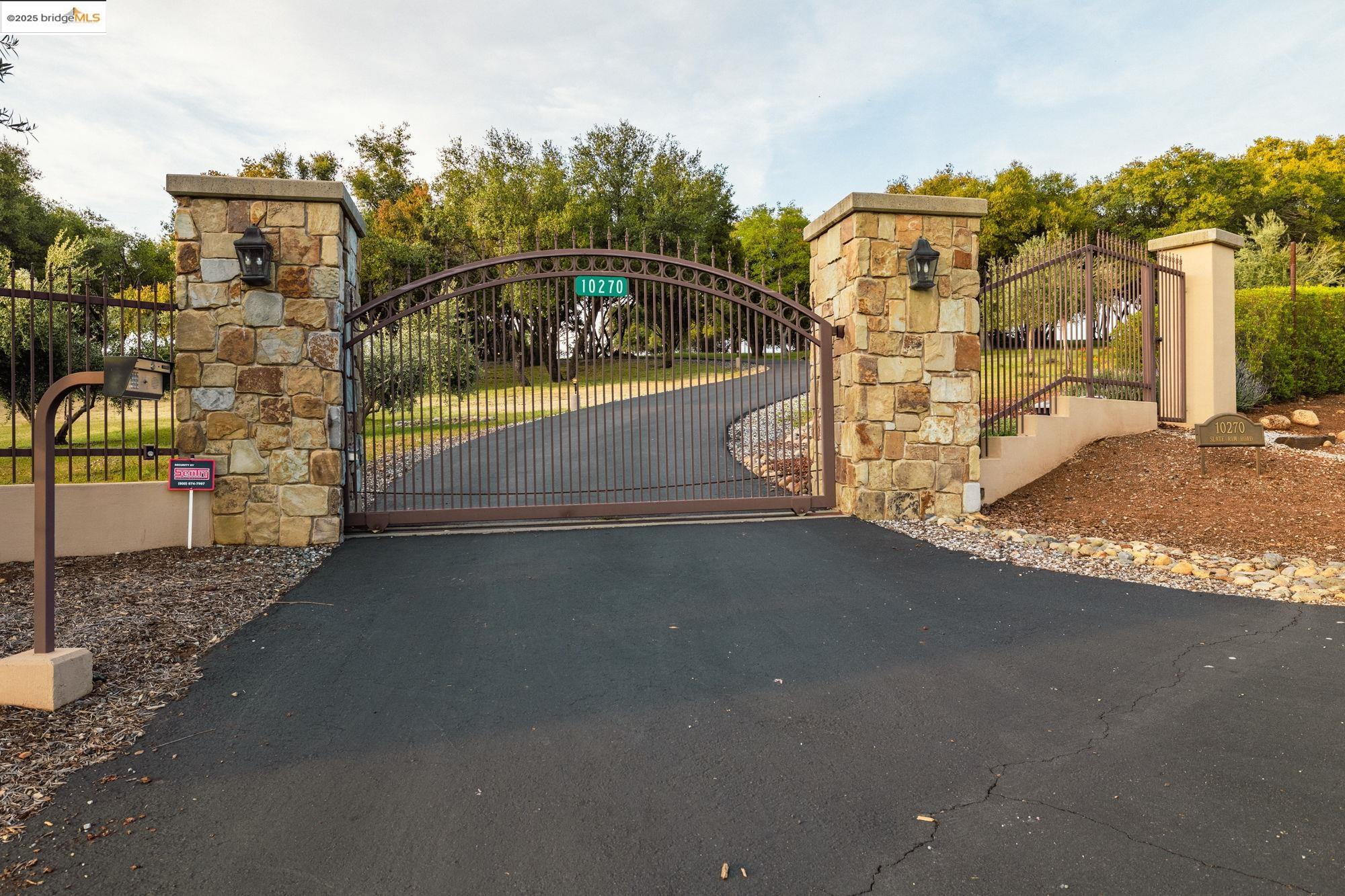 10270 Slate Rim Rd