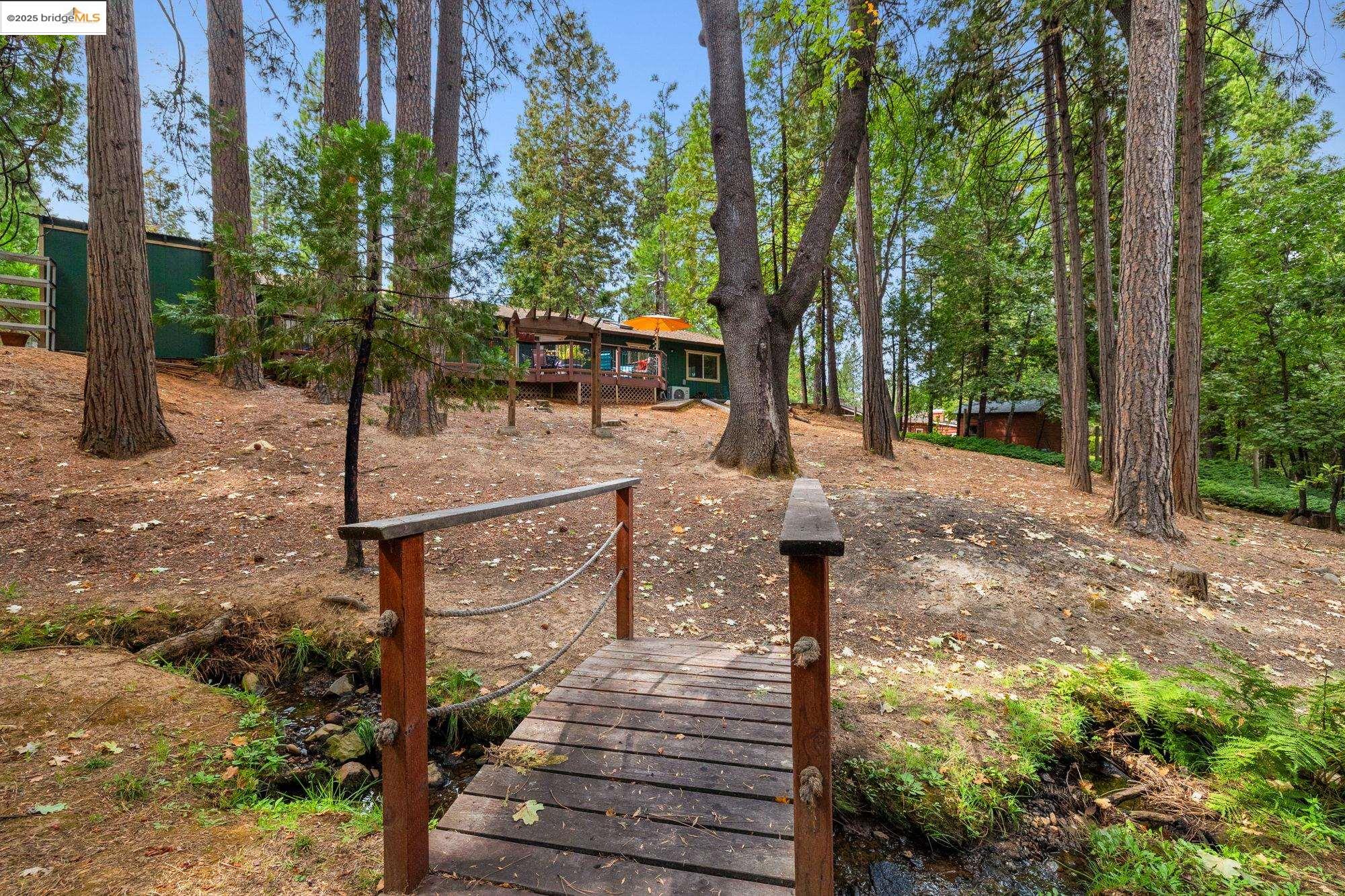 18814 Middle Camp Sugar Pine Rd