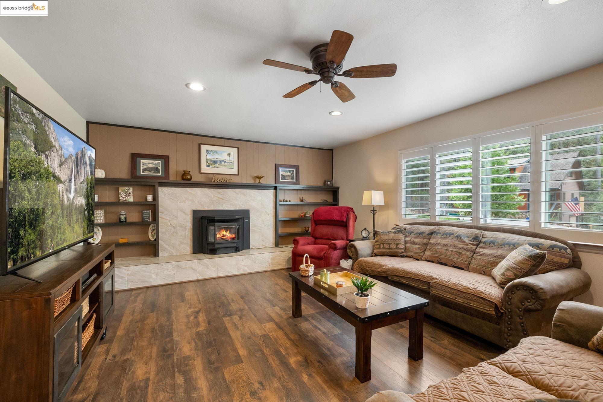 18814 Middle Camp Sugar Pine Rd