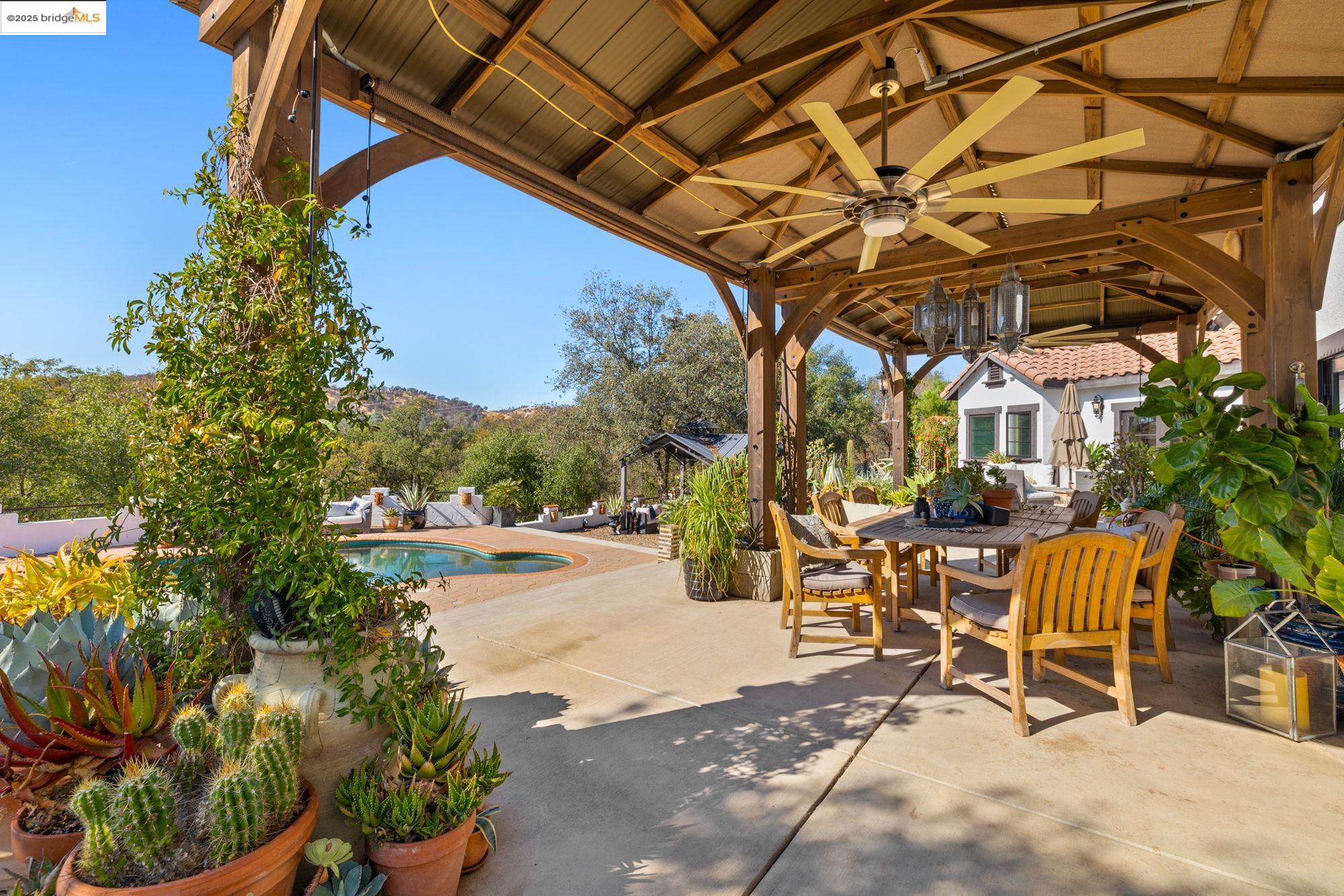 444 Jackson St, Copperopolis