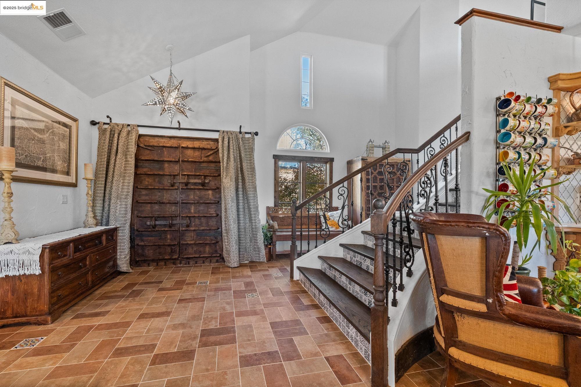 444 Jackson St, Copperopolis