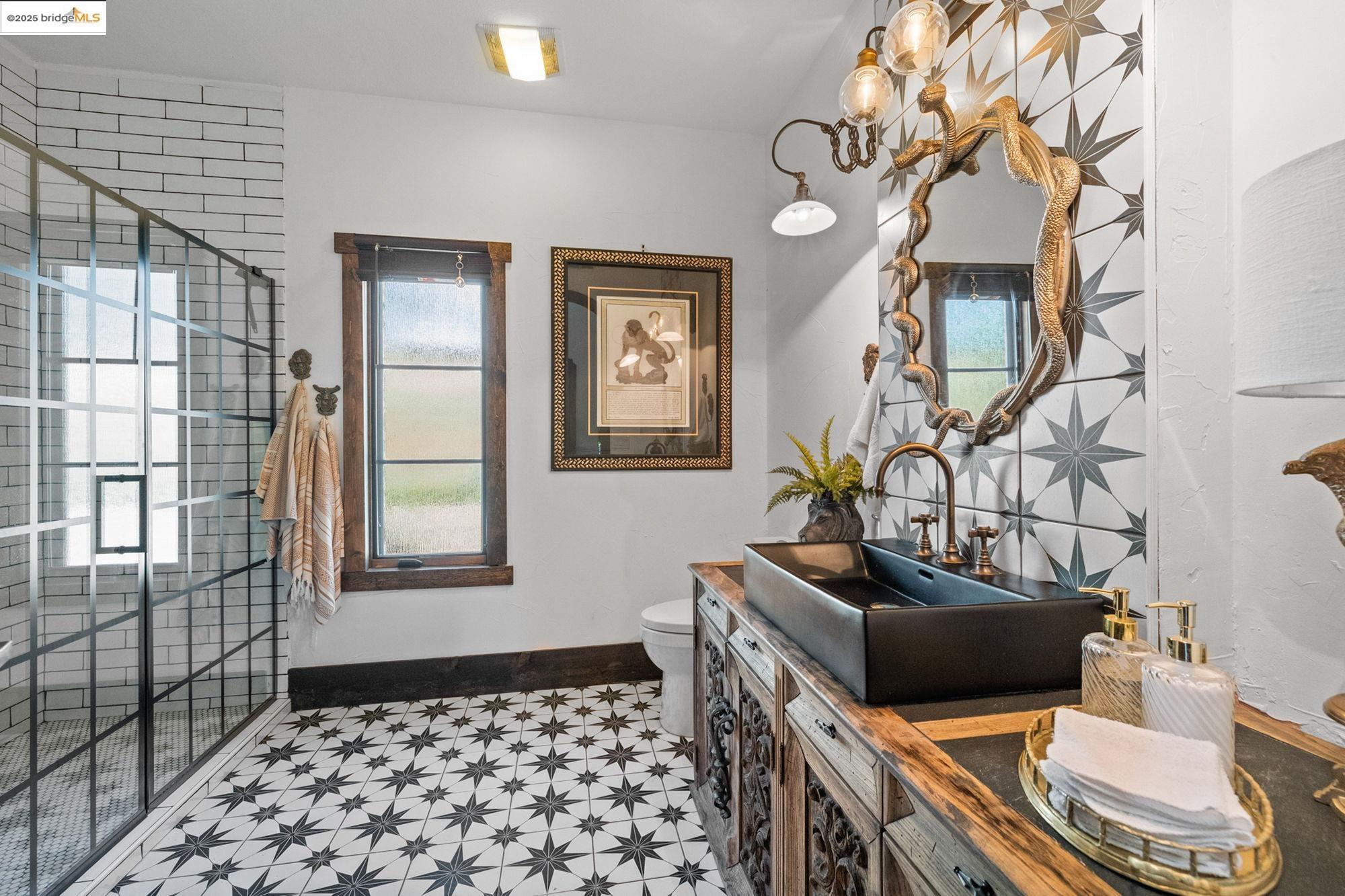 444 Jackson St, Copperopolis