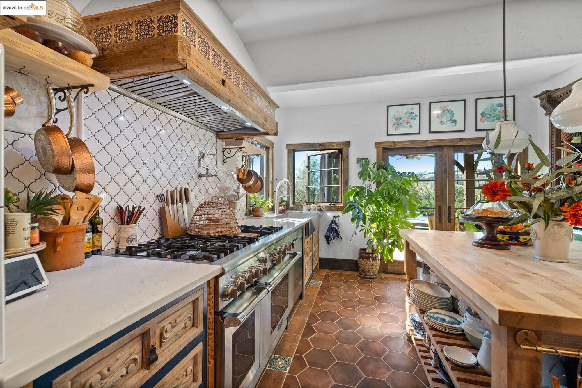 444 Jackson St, Copperopolis