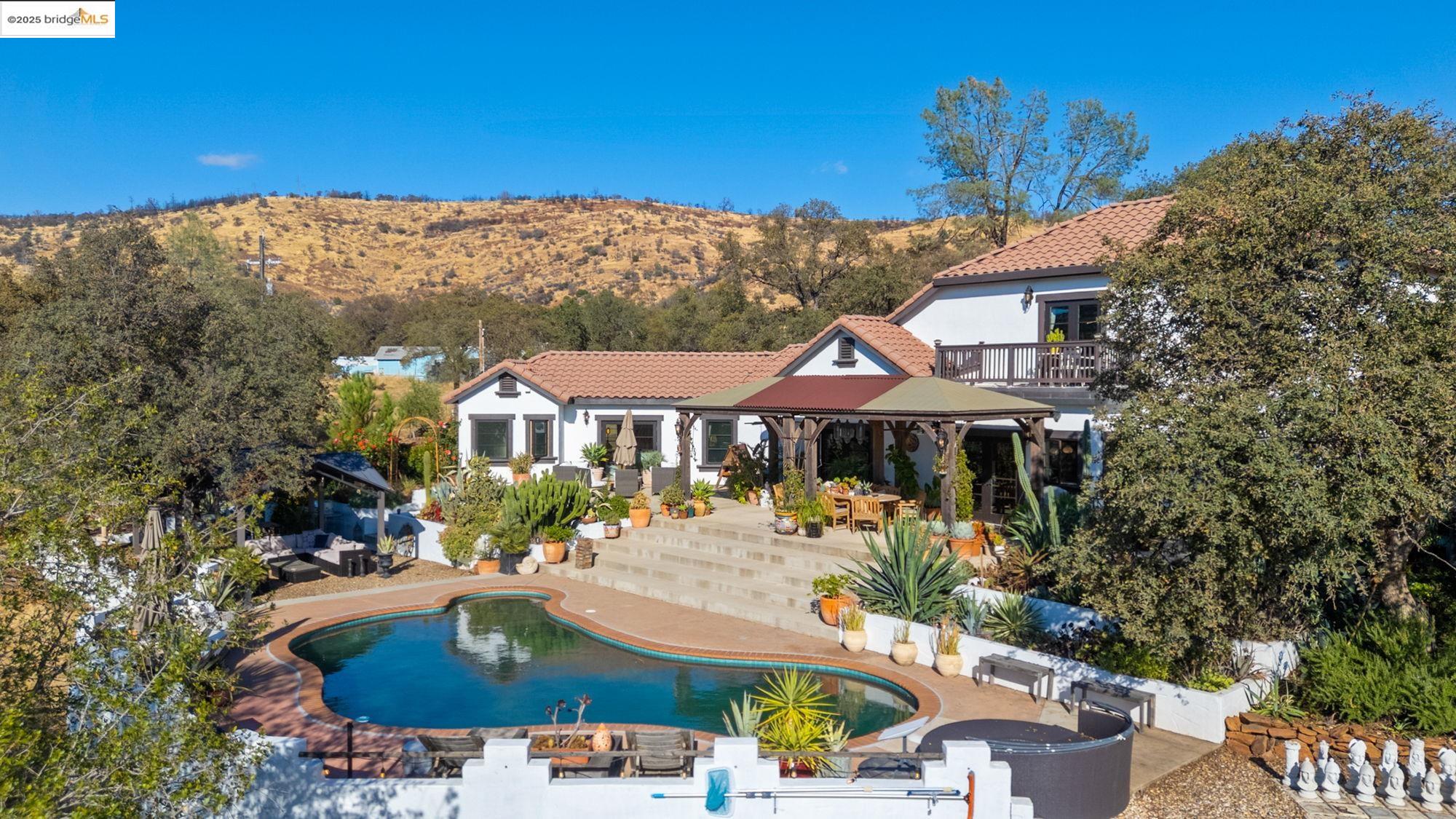 444 Jackson St, Copperopolis