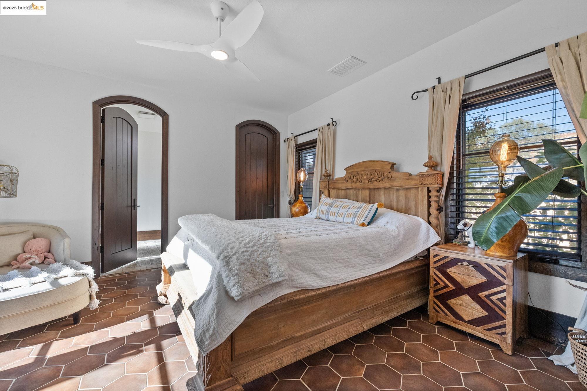 444 Jackson St, Copperopolis