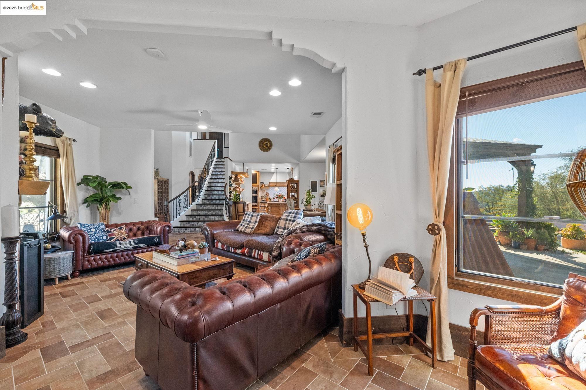 444 Jackson St, Copperopolis