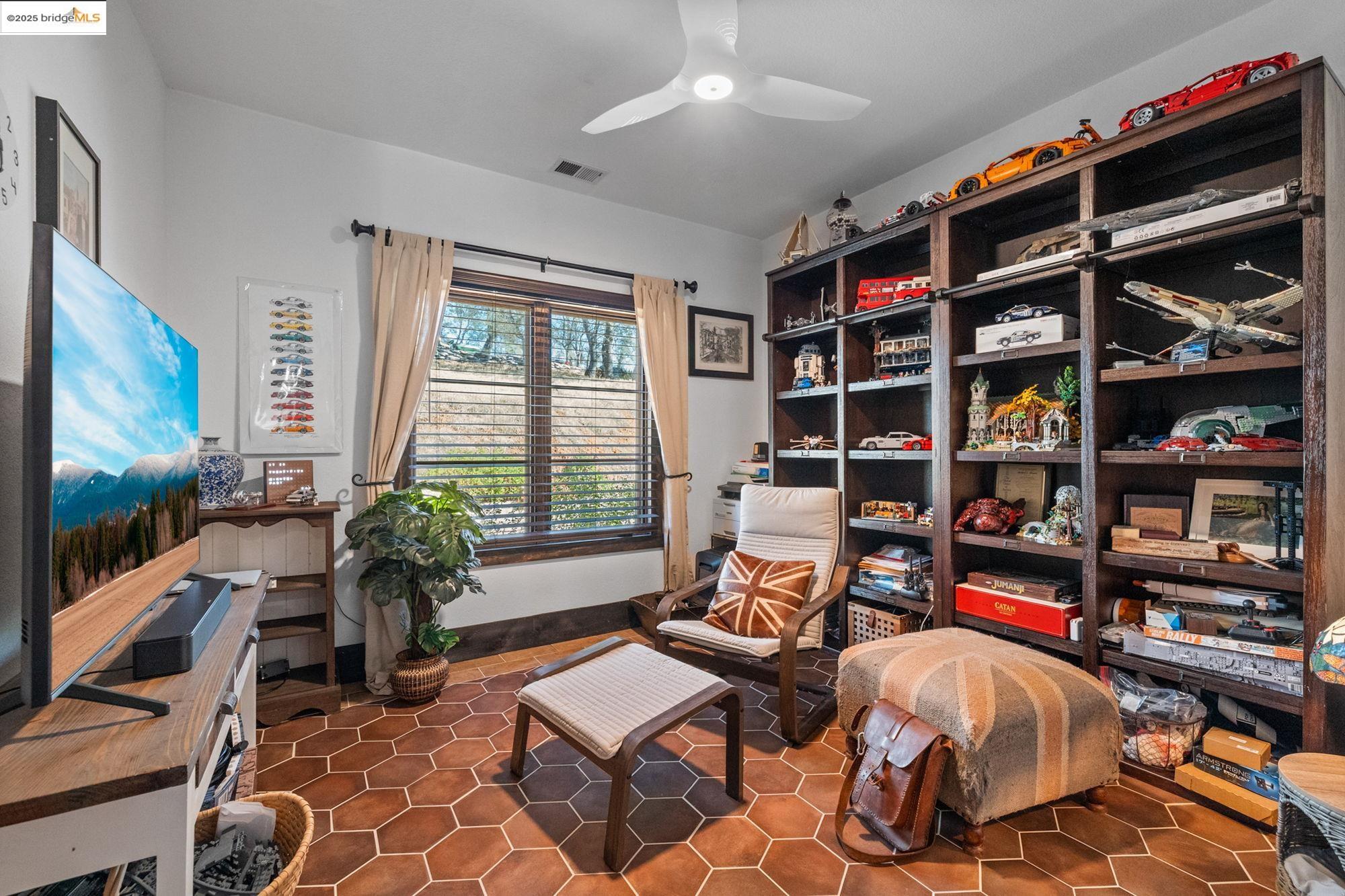 444 Jackson St, Copperopolis