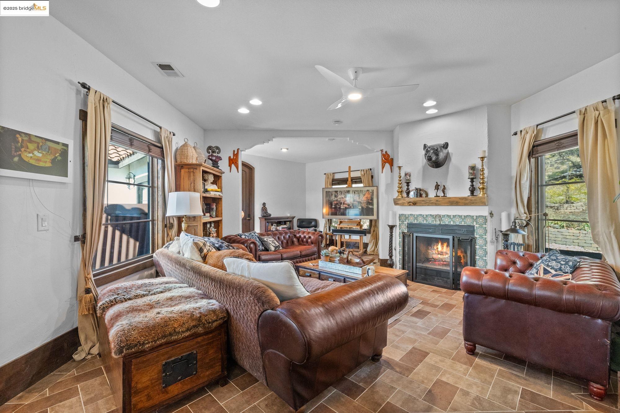 444 Jackson St, Copperopolis