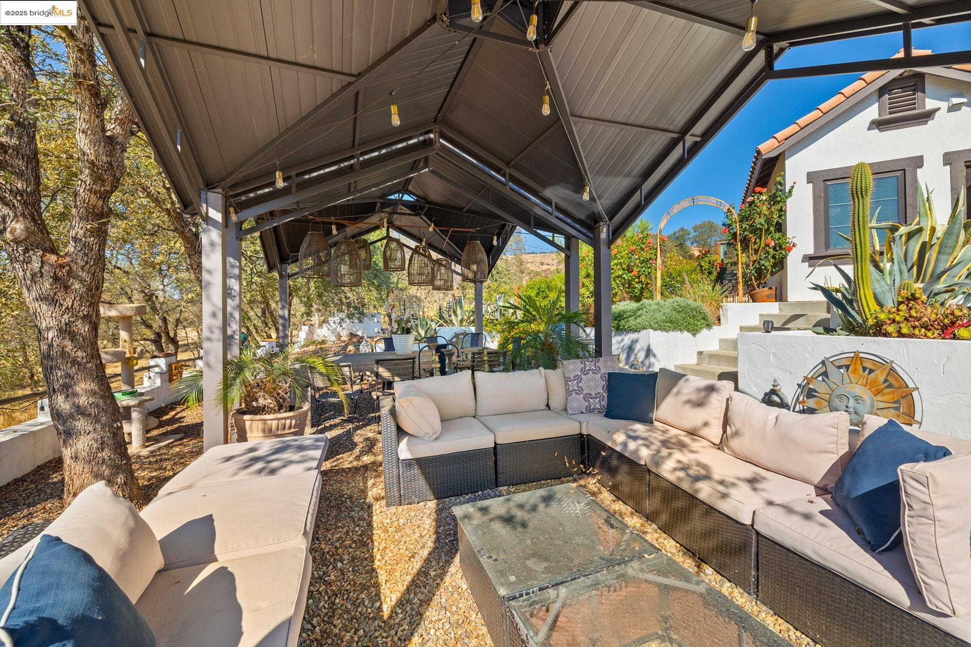 444 Jackson St, Copperopolis