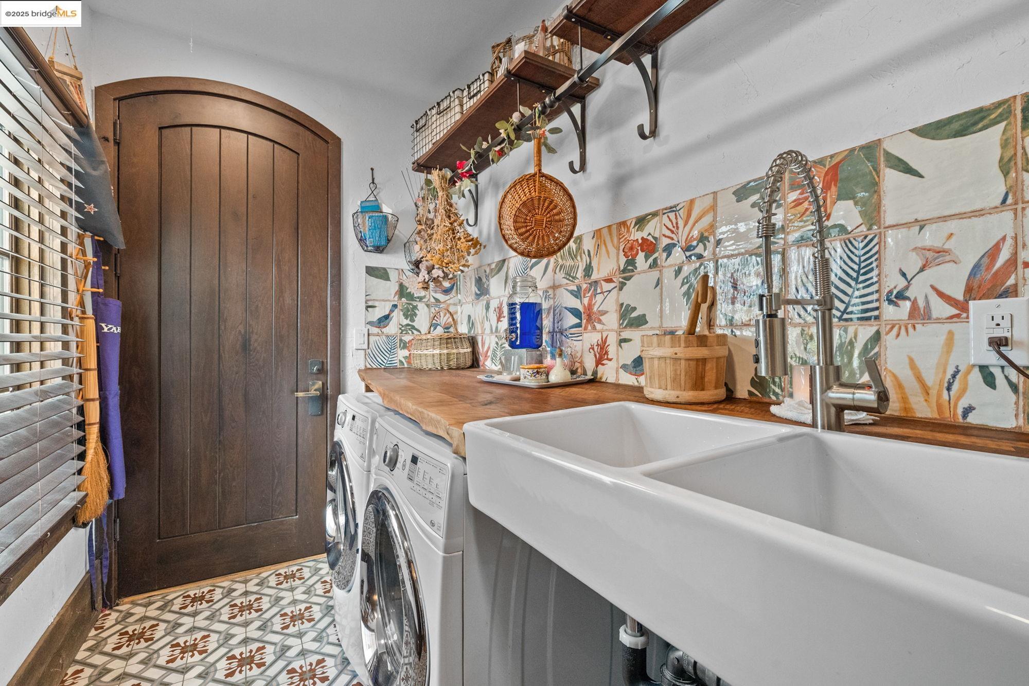 444 Jackson St, Copperopolis