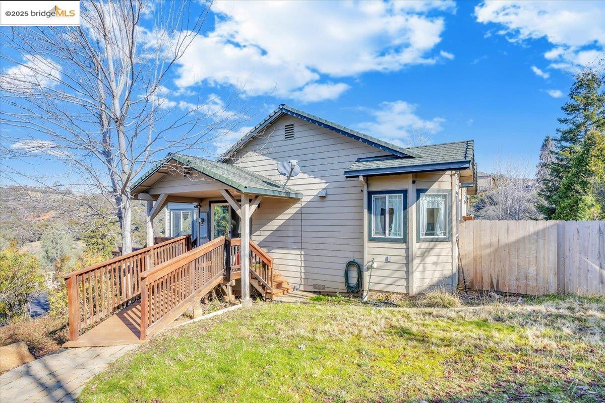 20405 Starr King Dr, Soulsbyville