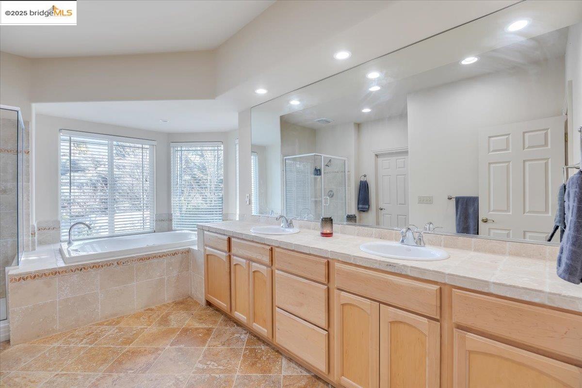 20405 Starr King Dr, Soulsbyville