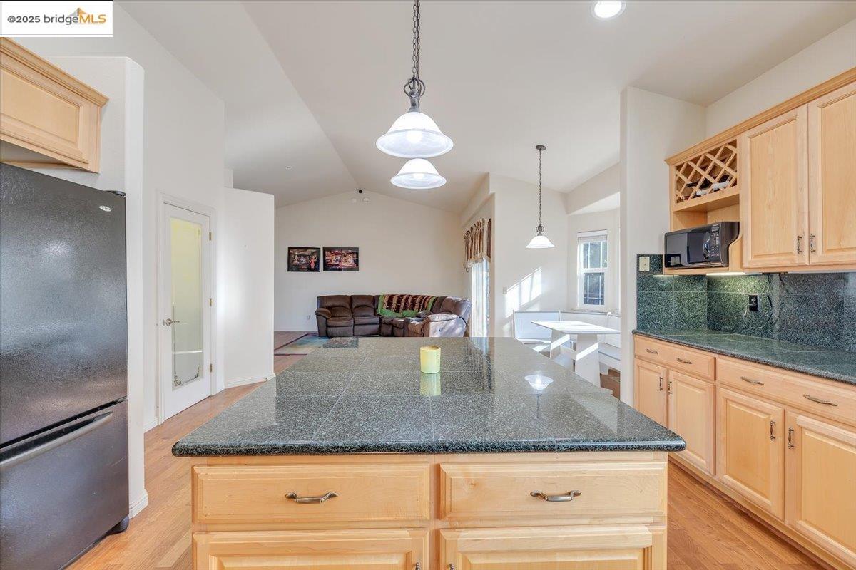 20405 Starr King Dr, Soulsbyville