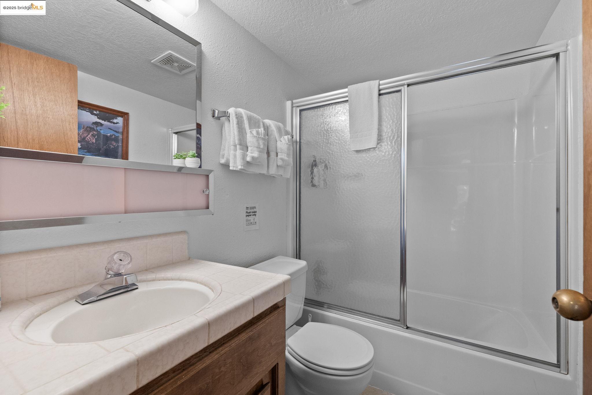 20266 Pine Mountain Dr