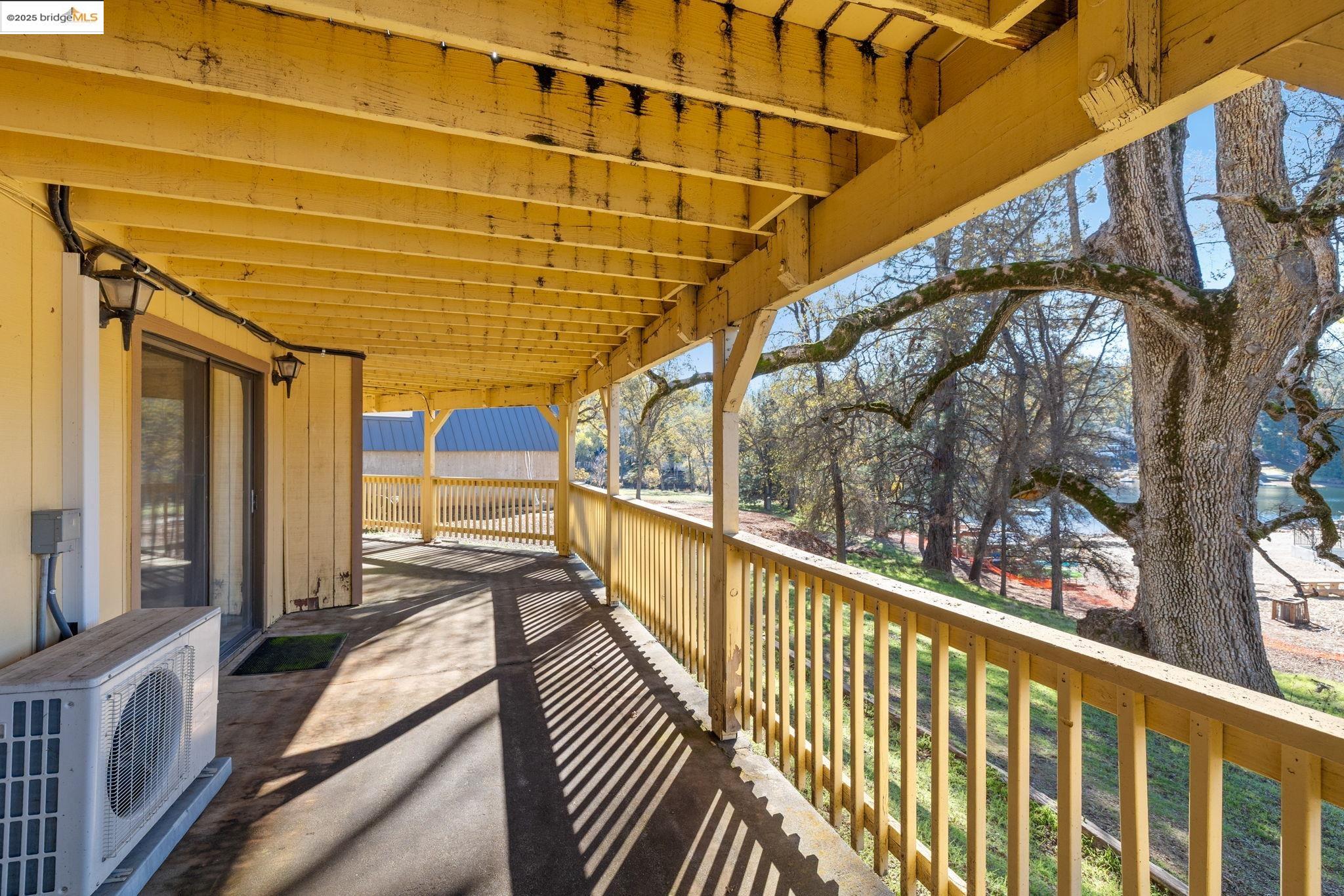 20266 Pine Mountain Dr