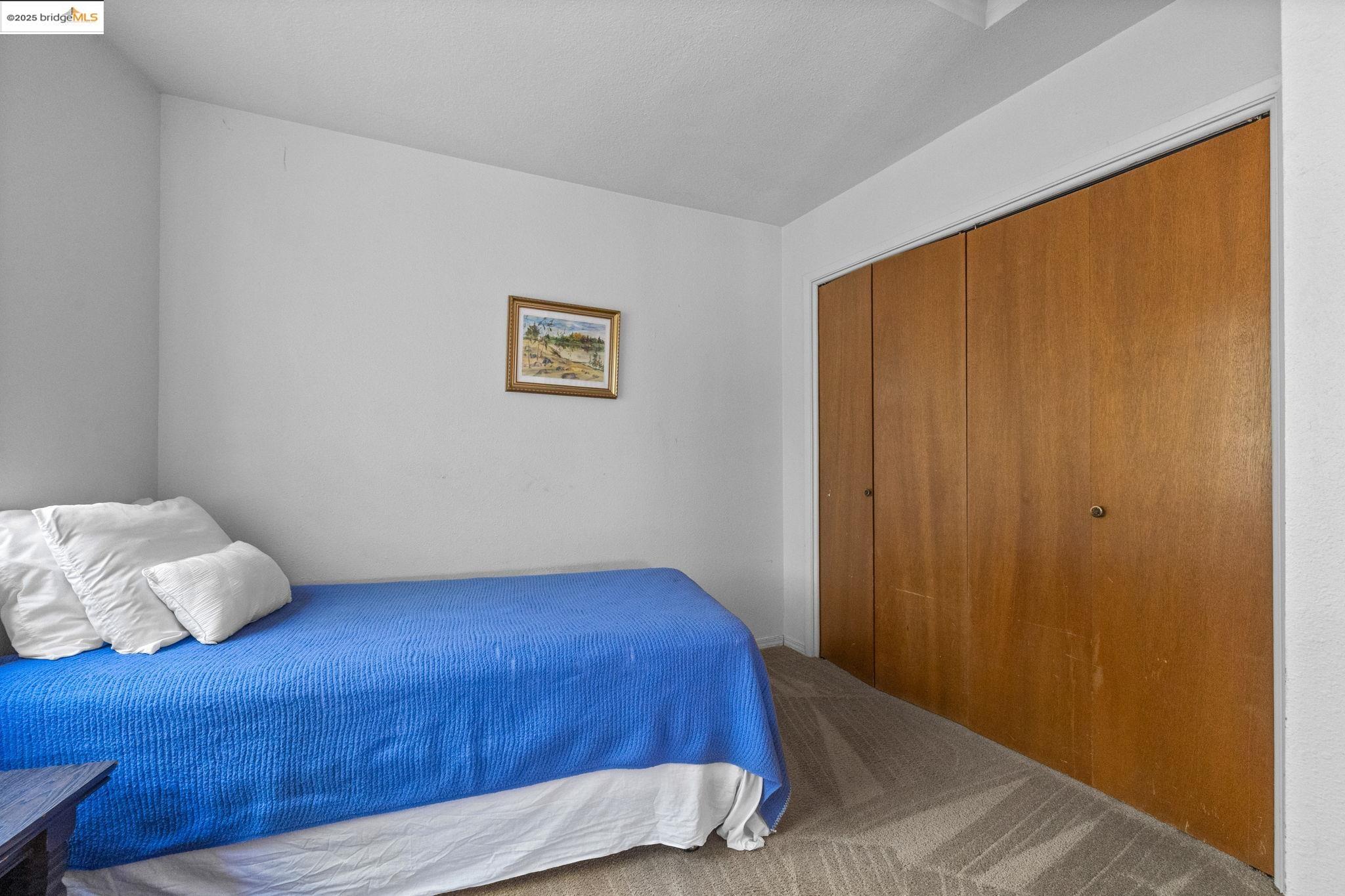 20266 Pine Mountain Dr