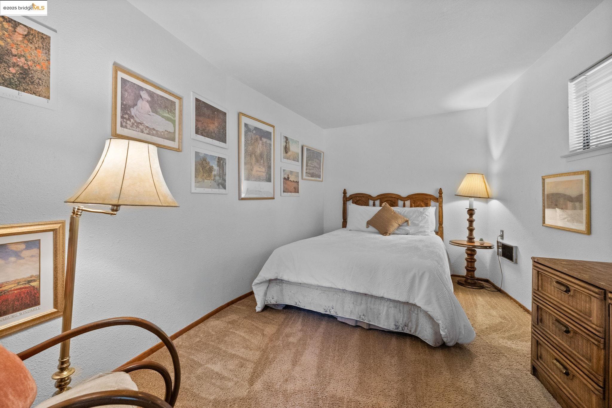 20266 Pine Mountain Dr