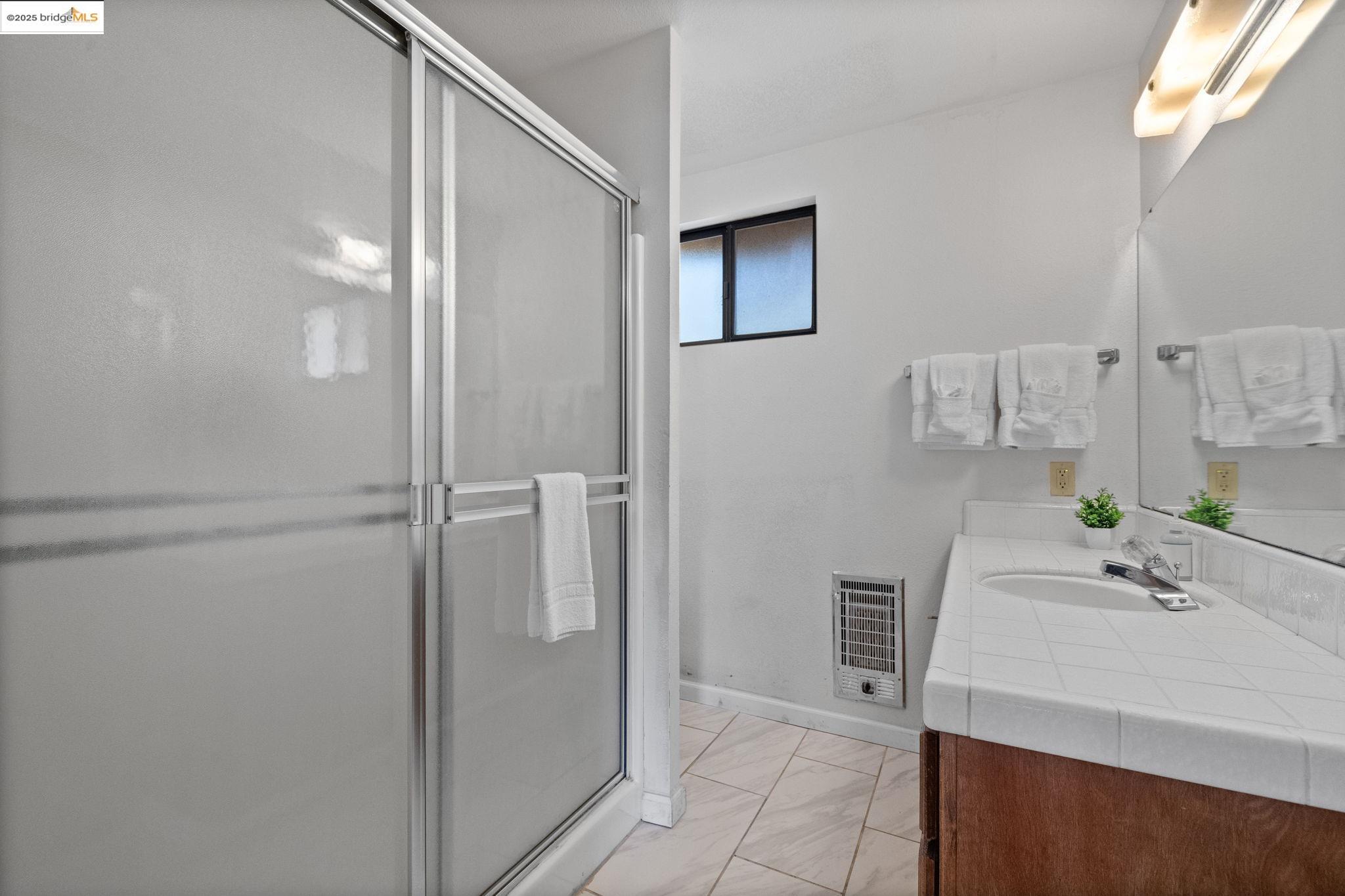 20266 Pine Mountain Dr