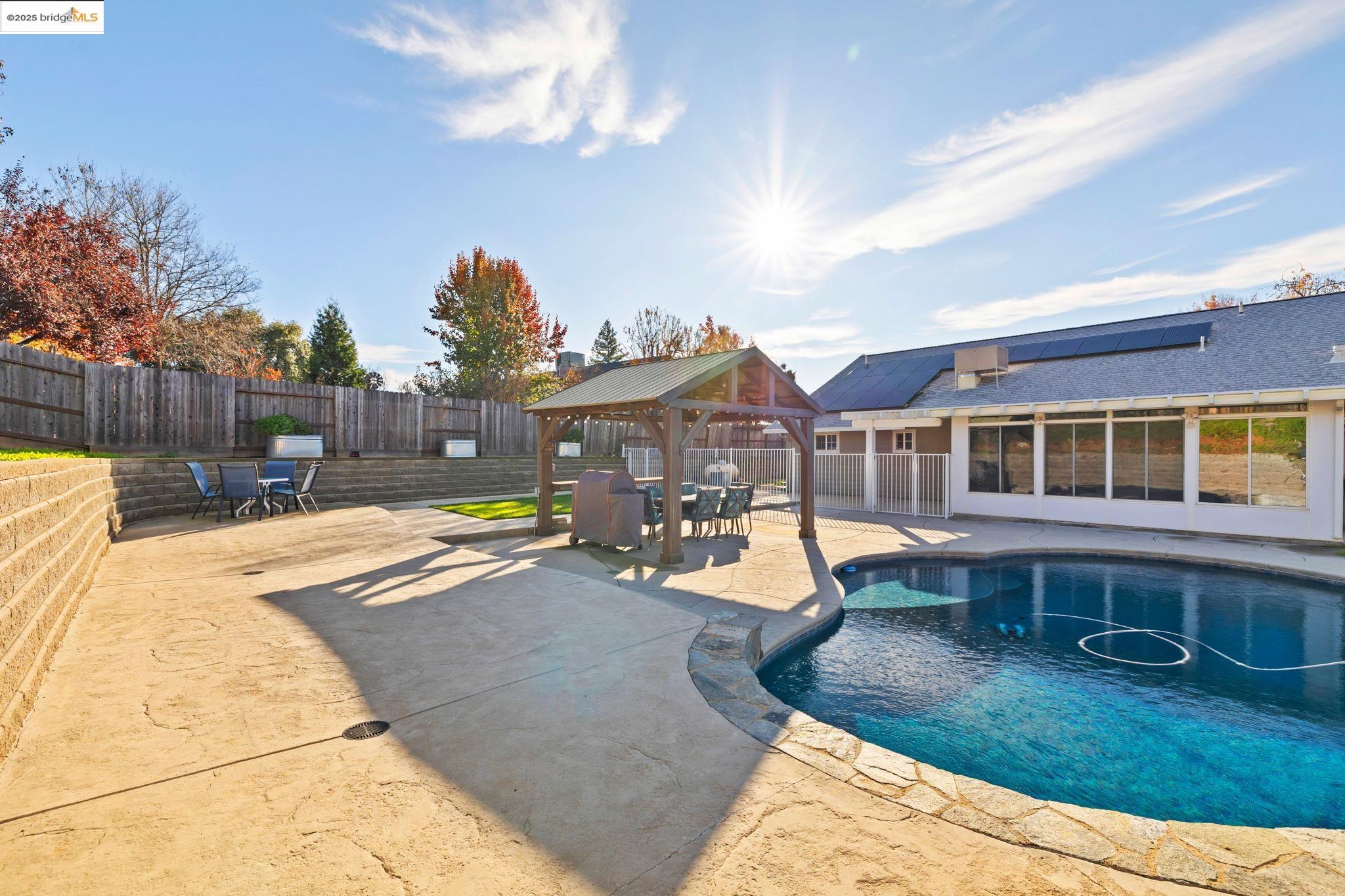 17517 Wild Oak Dr