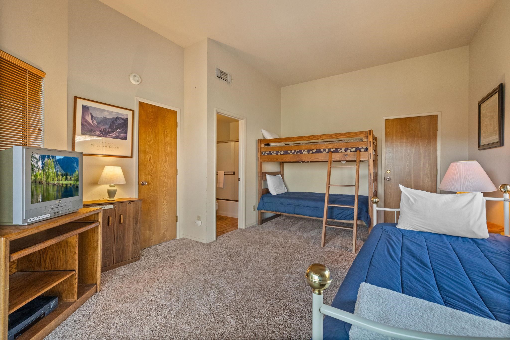 12757 Junipero Serra Ct # 32