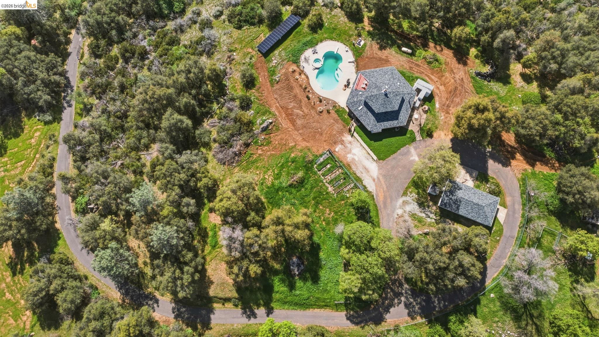 18344 Zeni Ln