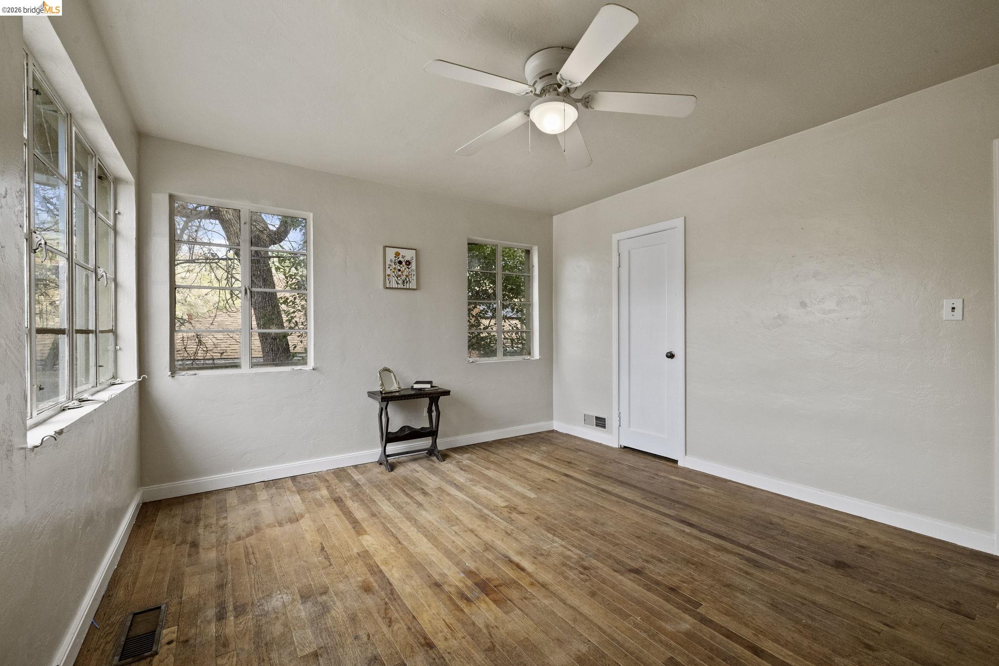 299 Summit Ave