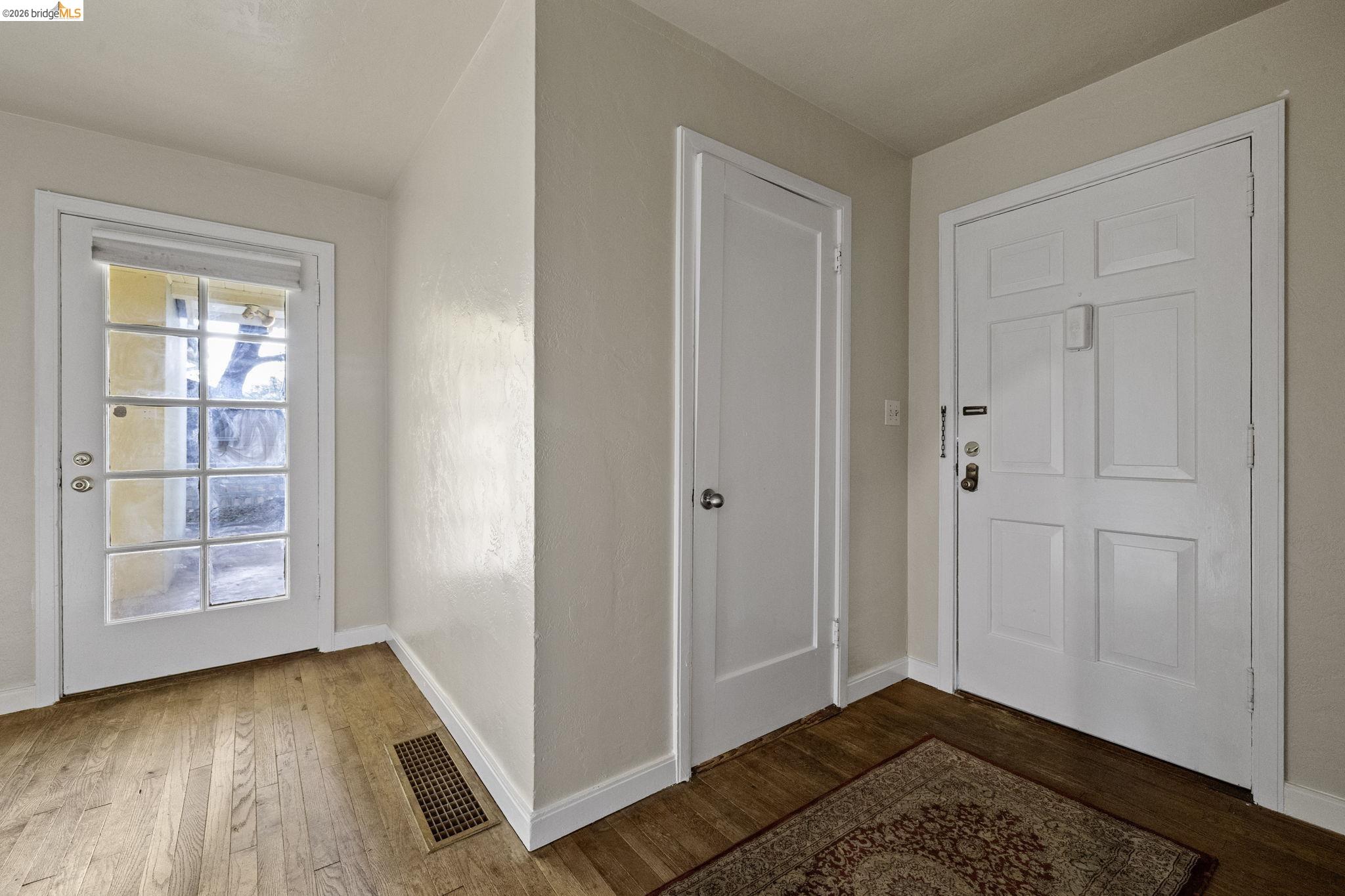 299 Summit Ave