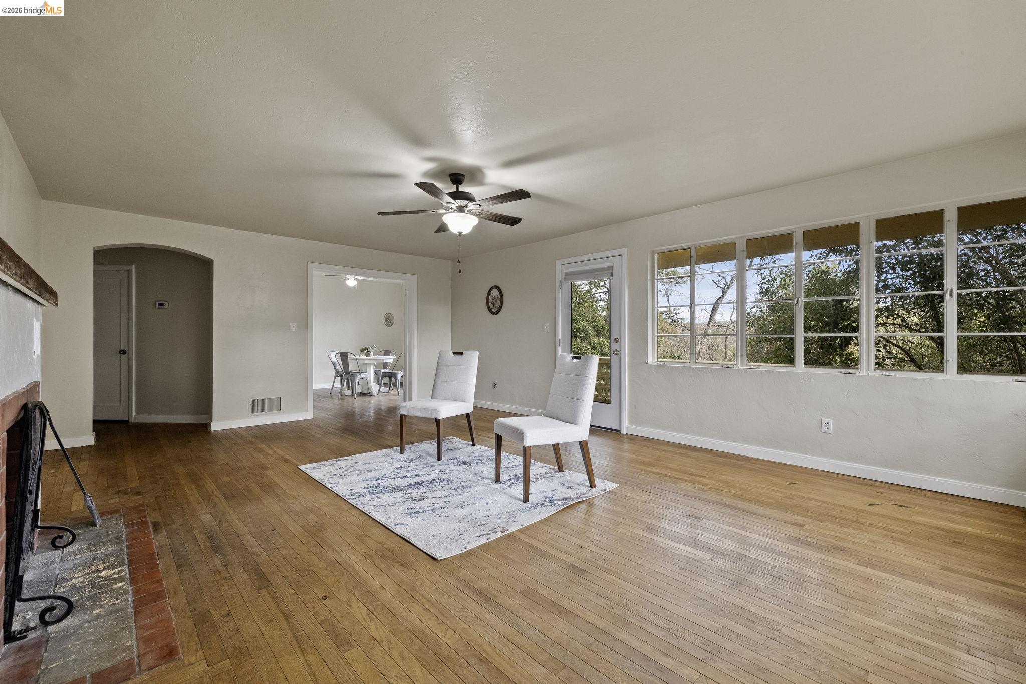 299 Summit Ave