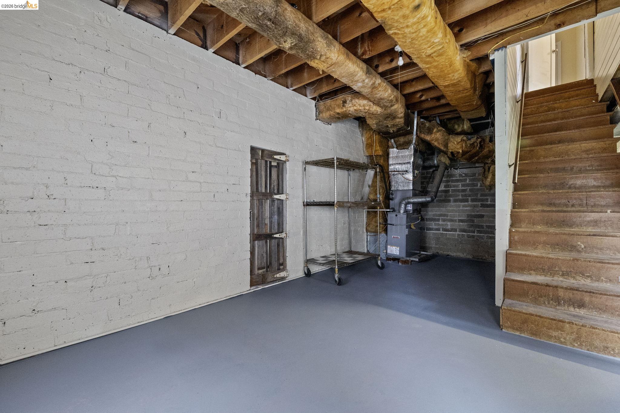 299 Summit Ave
