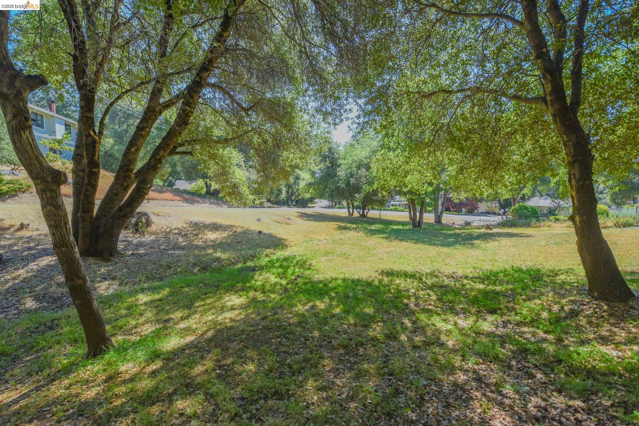 21882 El Oso Way