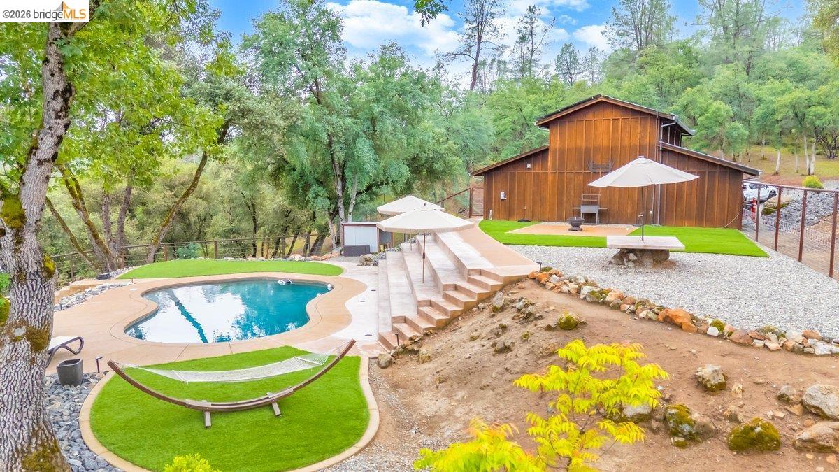 21950 Lyons Bald Mountain Rd