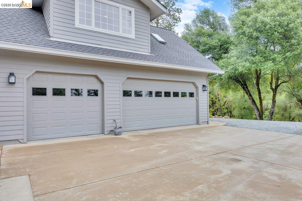 21950 Lyons Bald Mountain Rd