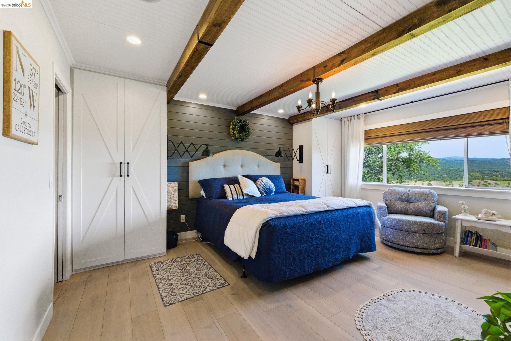 20135 Gibbs Dr