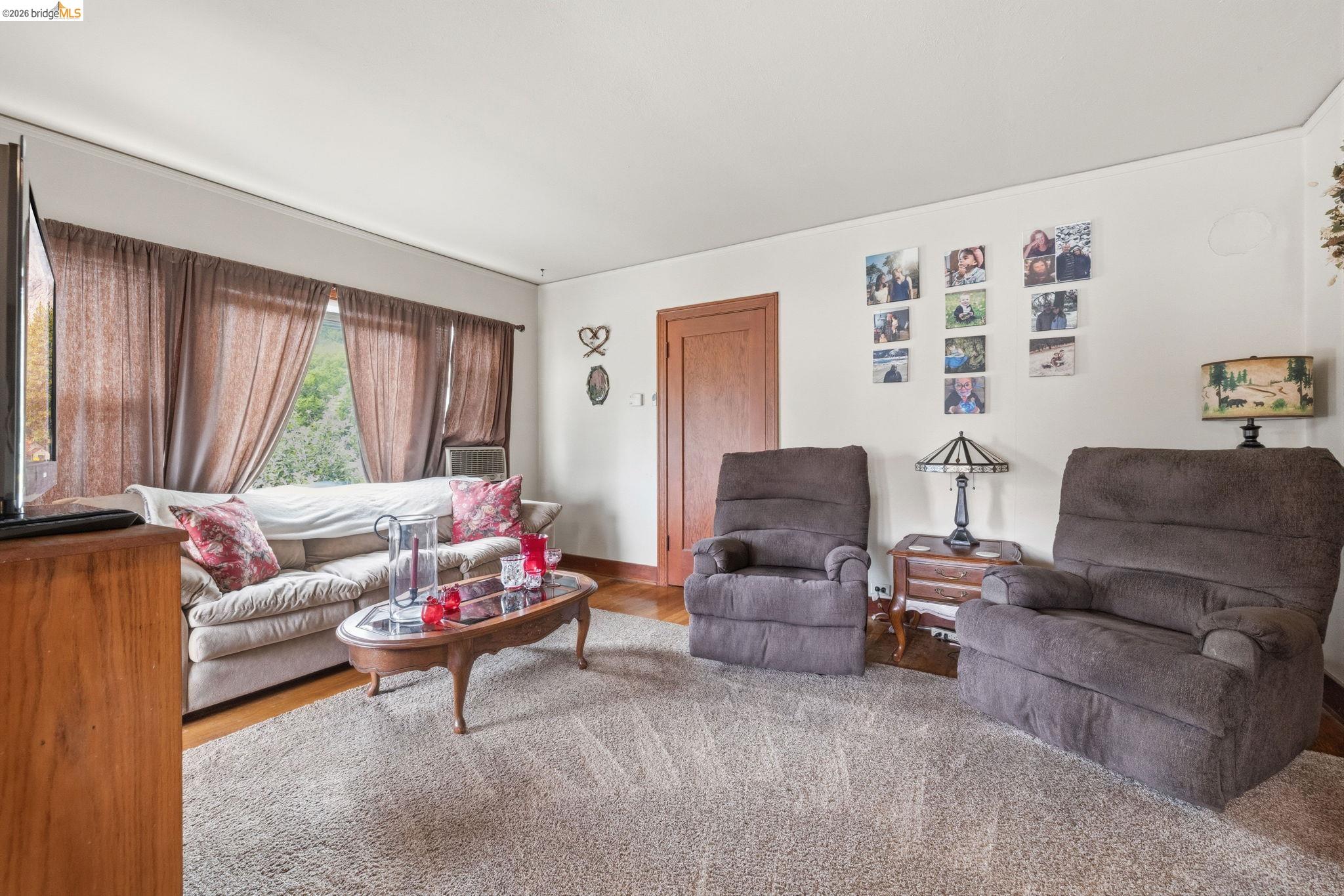 609 Shaws Flat Rd