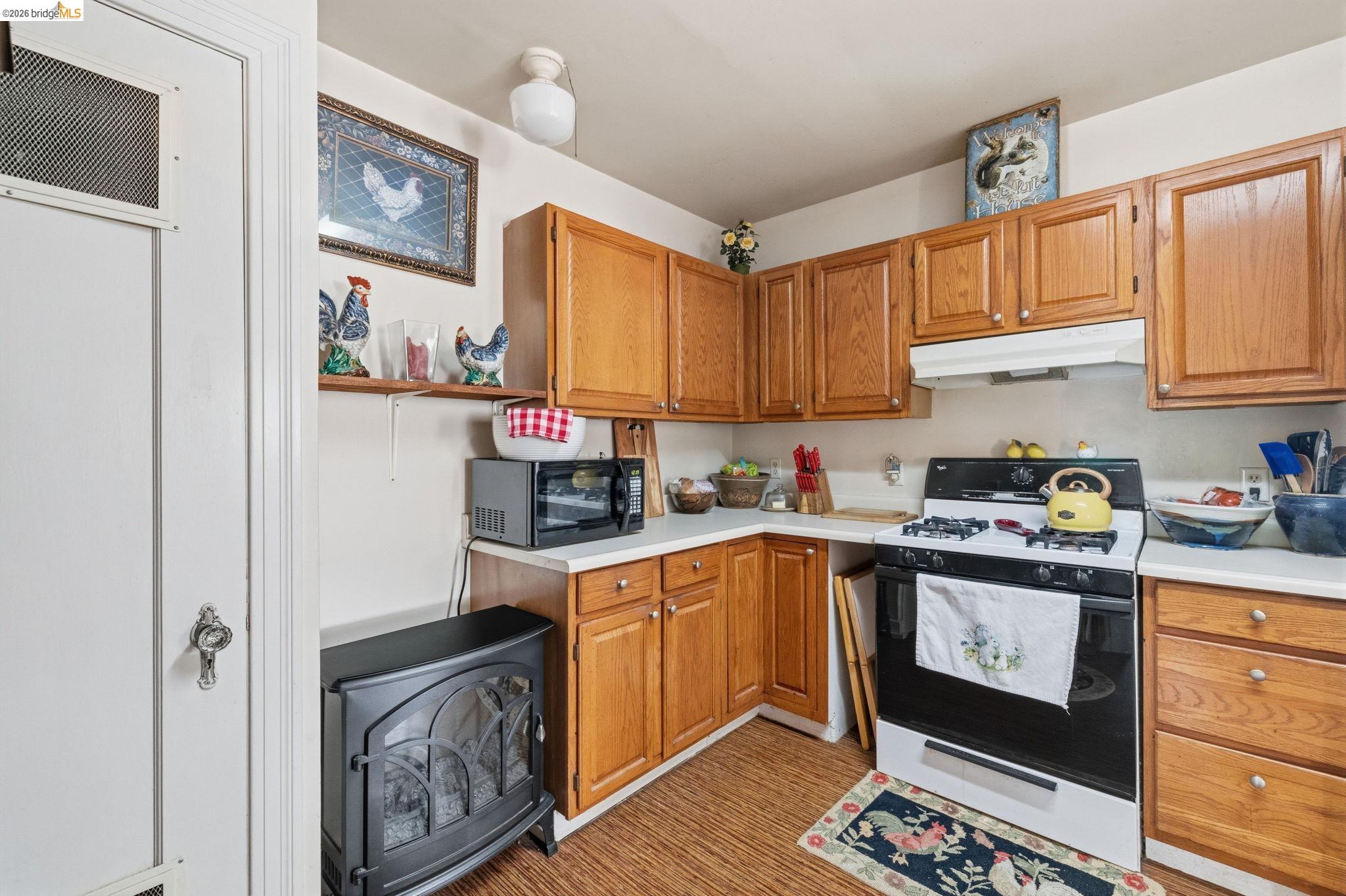 609 Shaws Flat Rd