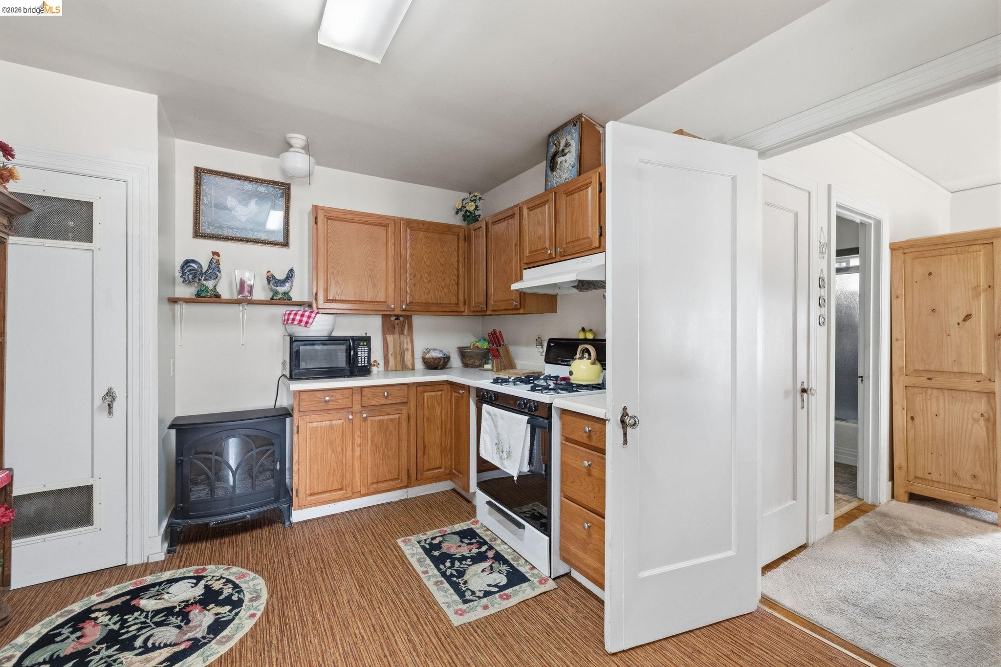 609 Shaws Flat Rd