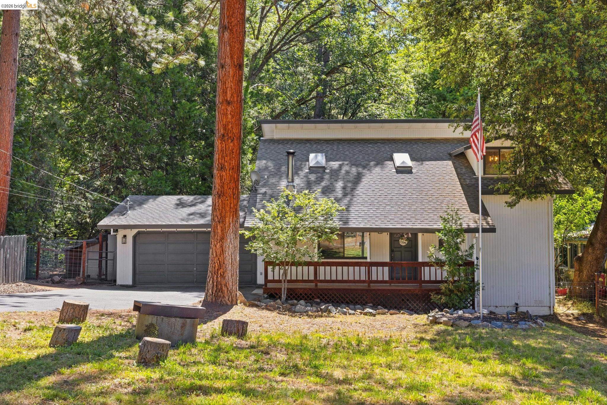 22255 W Crystal Falls Ct
