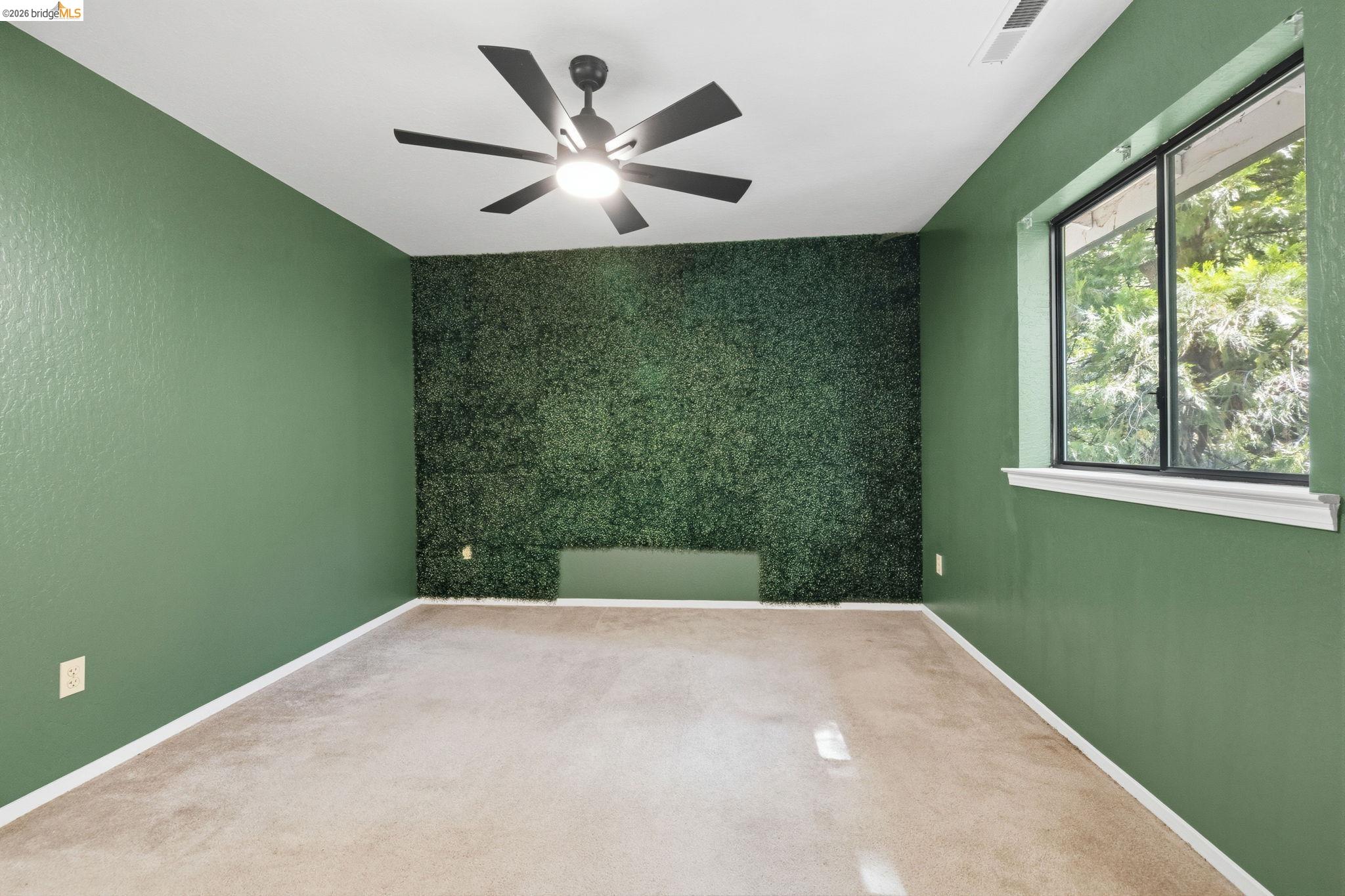 22255 W Crystal Falls Ct