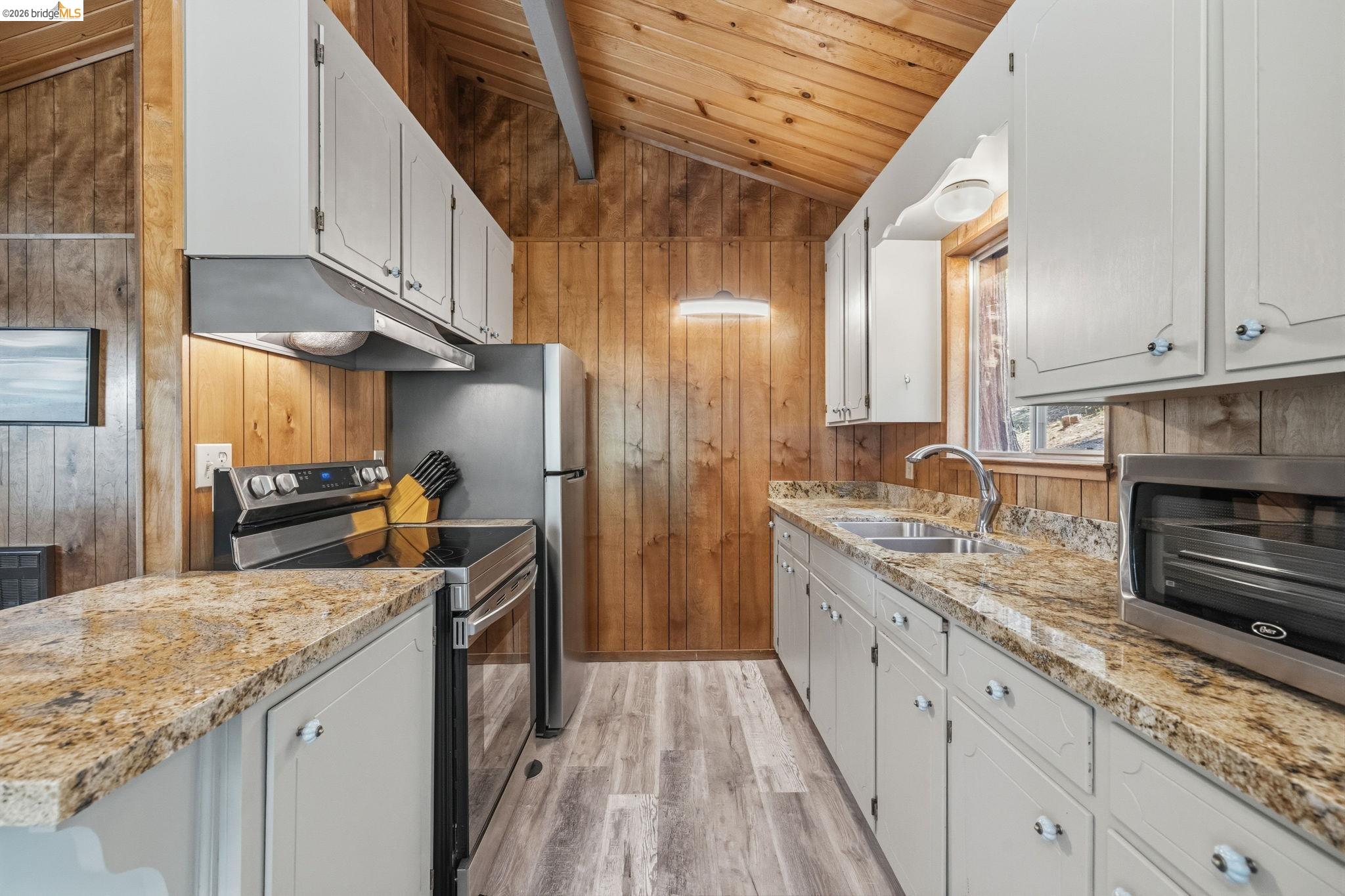 24223 Kalanu Pl