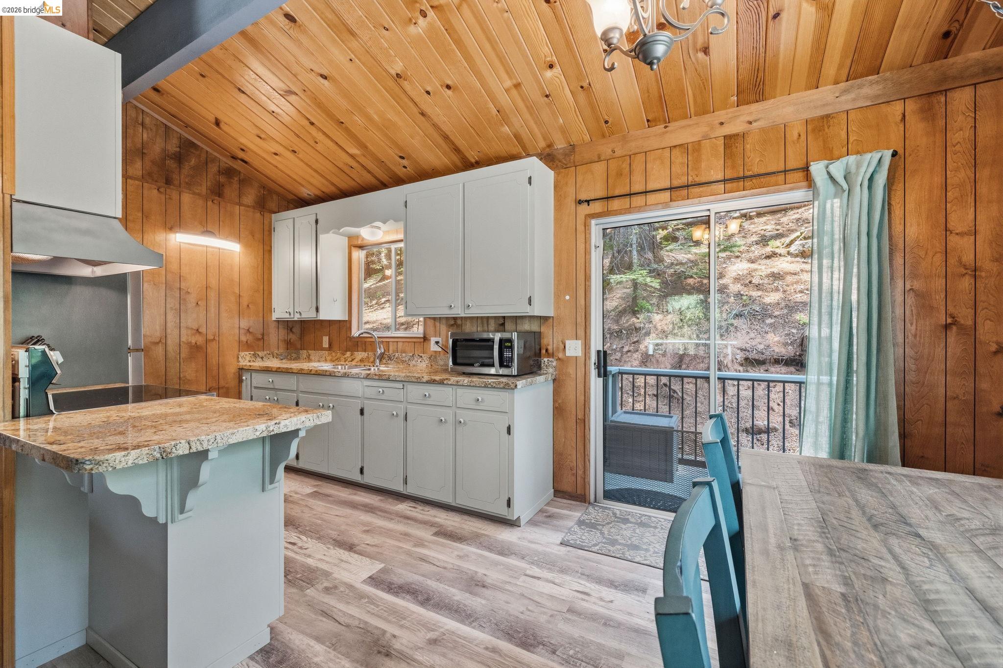 24223 Kalanu Pl