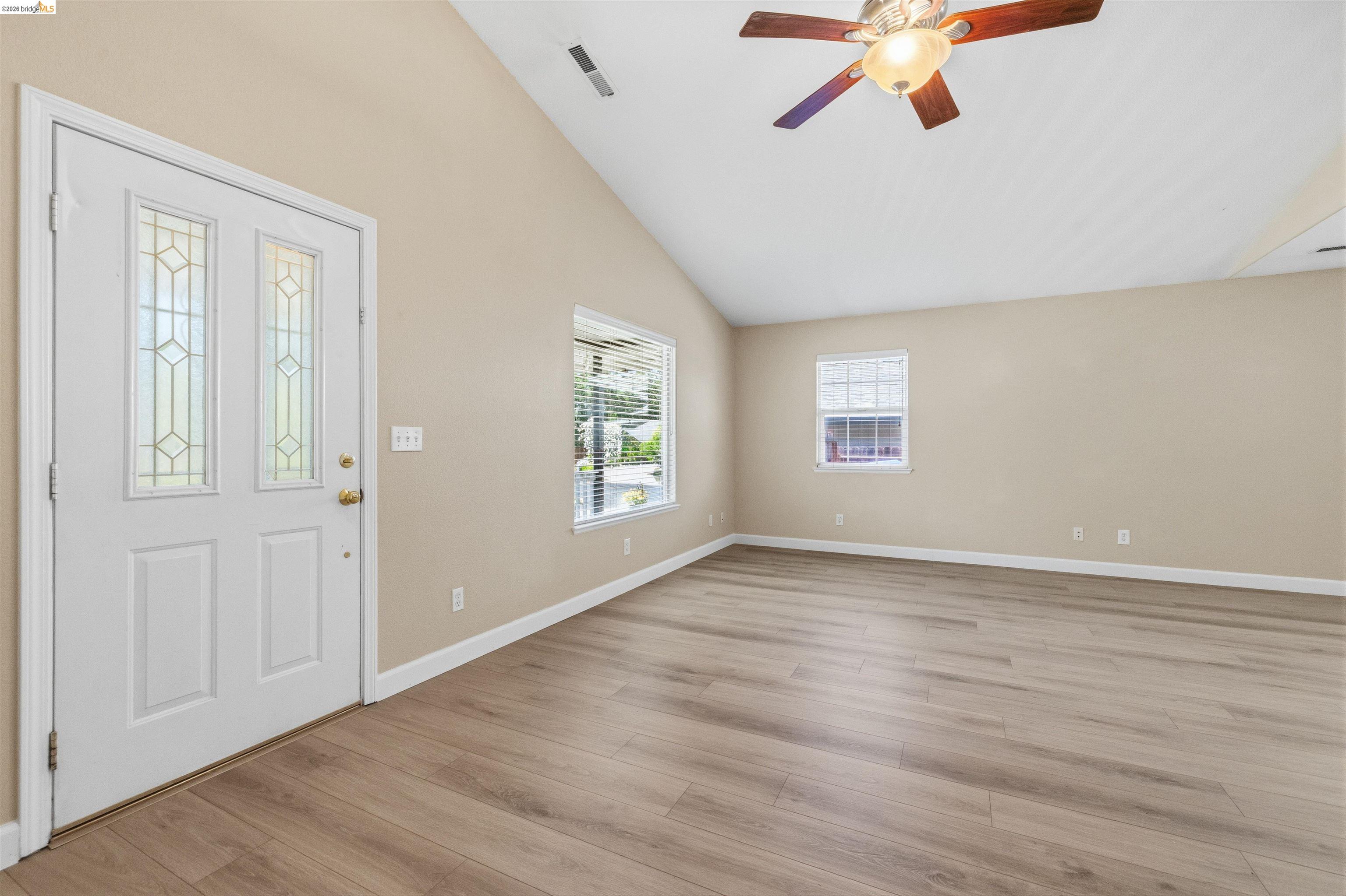 10597 River oak