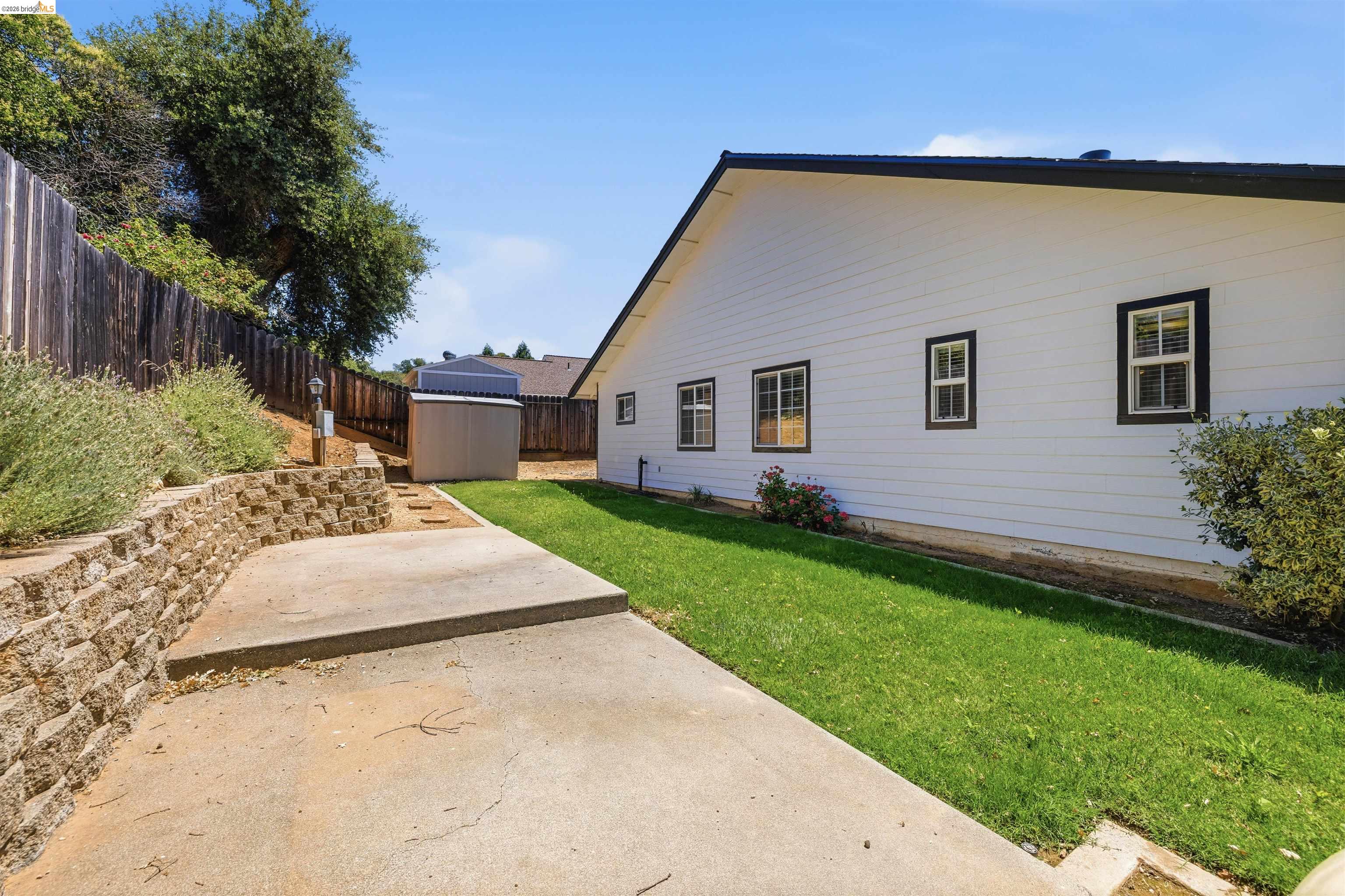10597 River oak